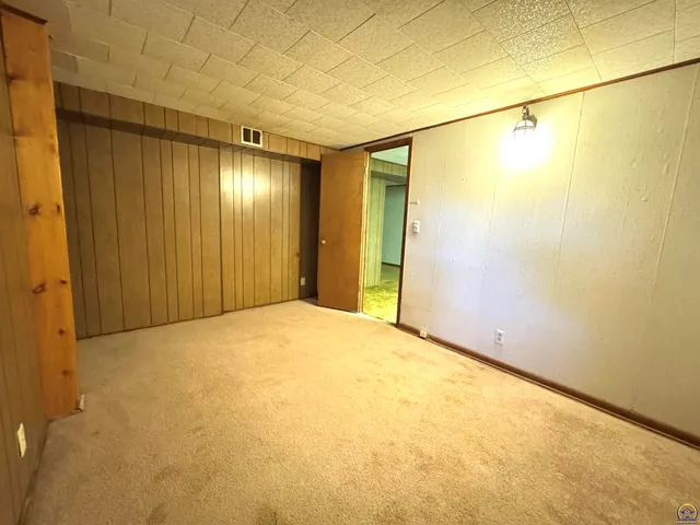 $224,000 | 1702 Trowman Way, Emporia, KS 66801