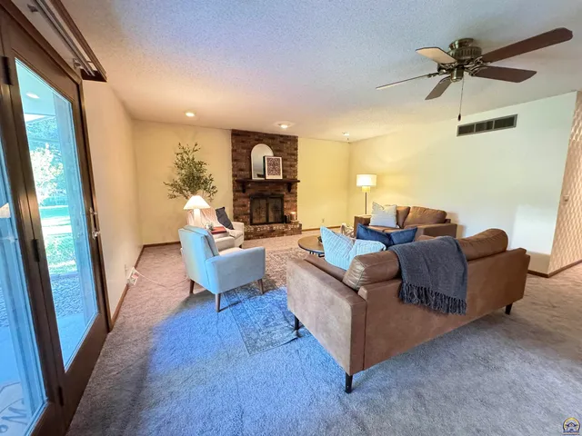 $224,000 | 1702 Trowman Way, Emporia, KS 66801