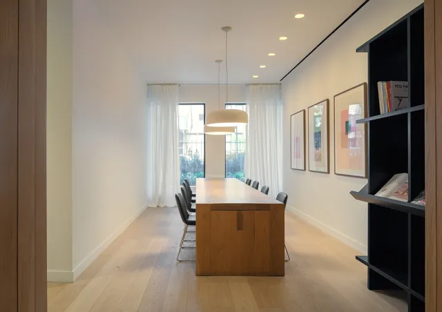 $1,335,000 | 234 East 46th Street, Unit 1803 | Midtown East