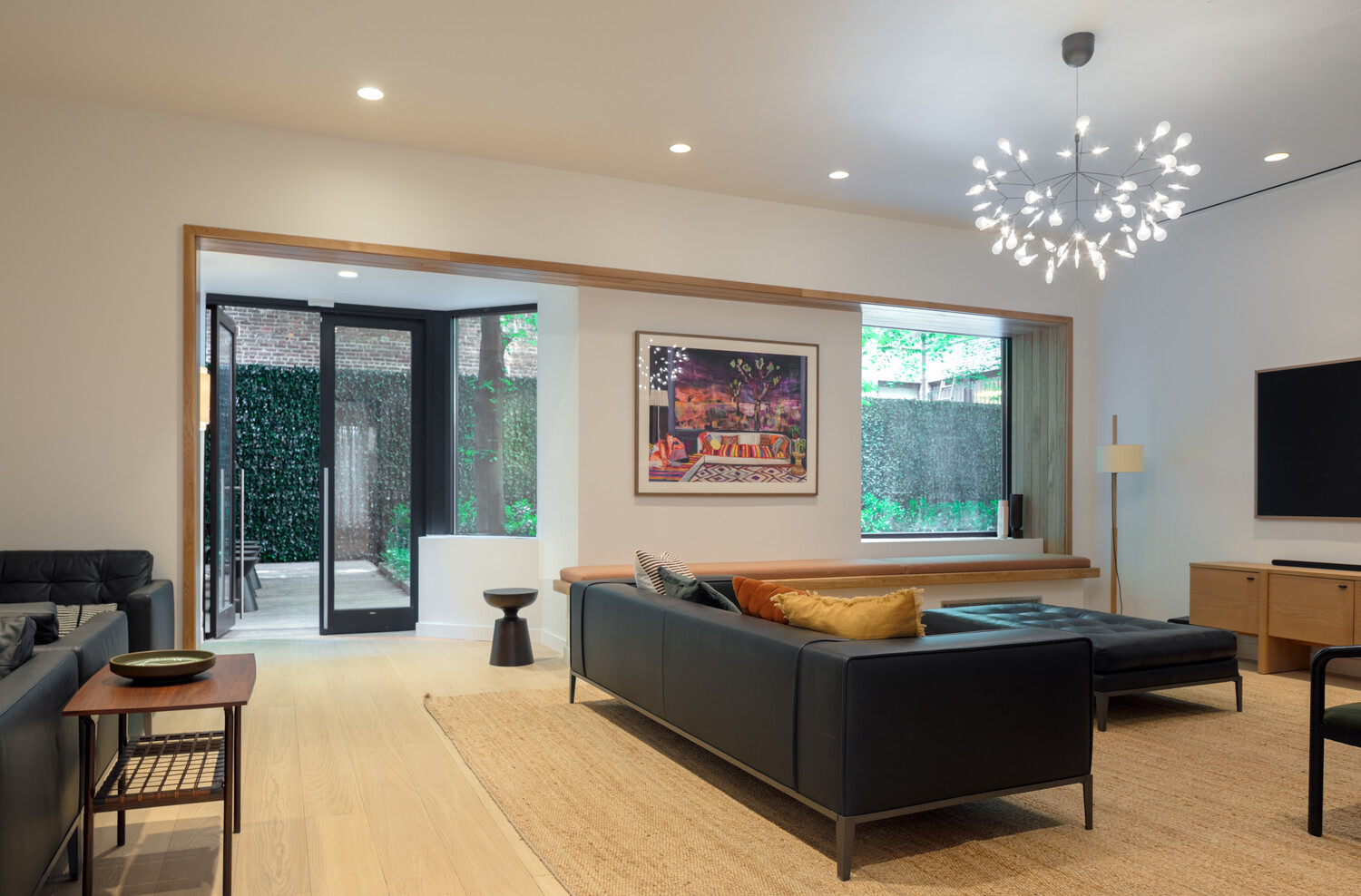 234 East 46th Street, Unit 1803 Manhattan, NY 10017 - Photo 16 of 33