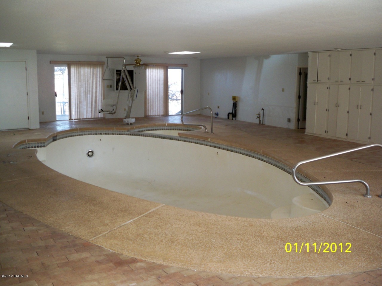 448 South Cody Loop Road Oracle, AZ 85623 - Photo 4 of 19
