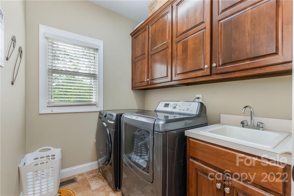 6688 Maple Spring Court Denver, NC 28037 - Photo 21 of 47 Gallery Image 21