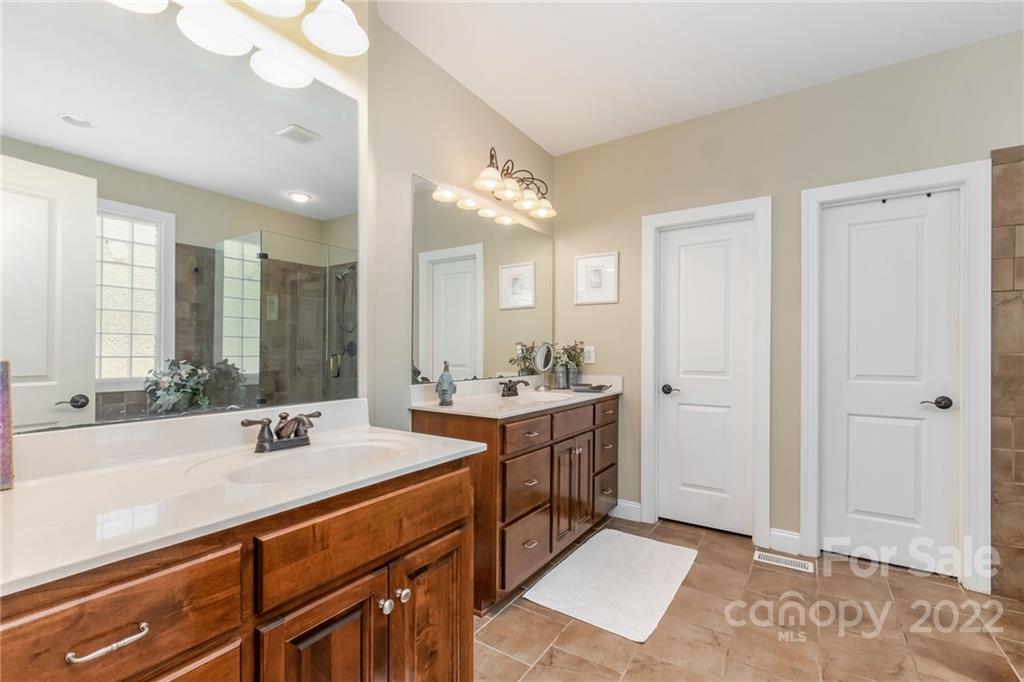 6688 Maple Spring Court Denver, NC 28037 - Photo 32 of 47 Gallery Image 32