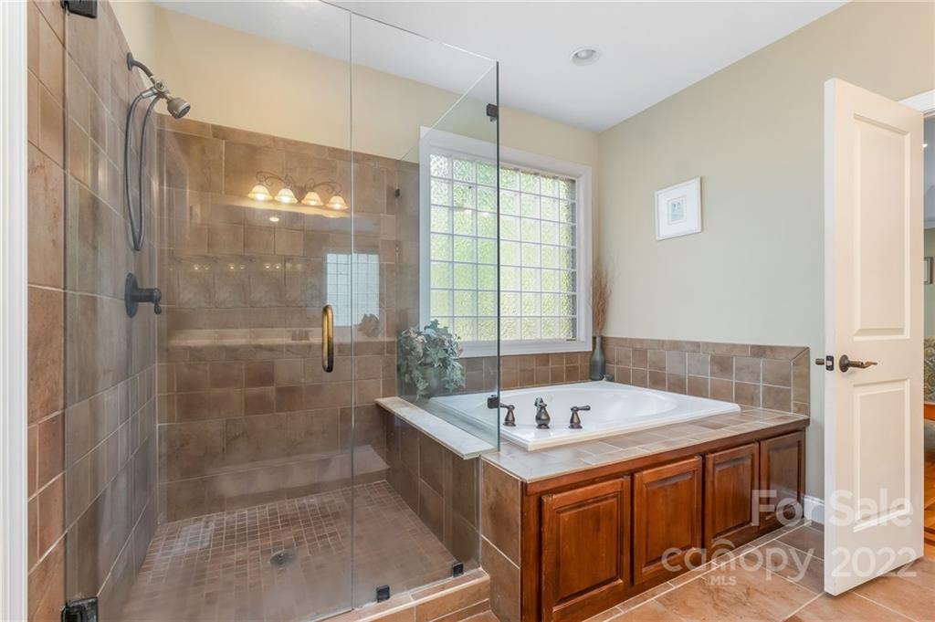 6688 Maple Spring Court Denver, NC 28037 - Photo 33 of 47 Gallery Image 33