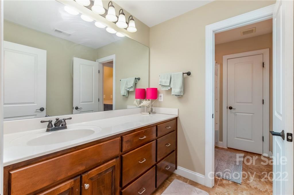6688 Maple Spring Court Denver, NC 28037 - Photo 37 of 47 Gallery Image 37