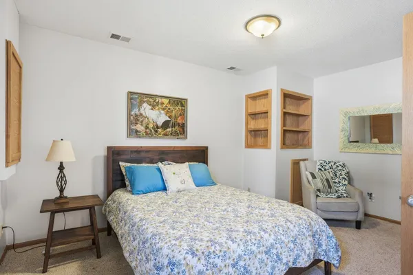 $395,000 | 642 Union Court, Cannon Falls, MN 55009