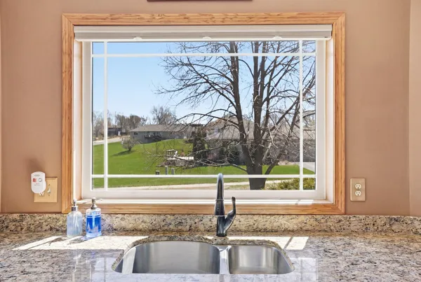 $395,000 | 642 Union Court, Cannon Falls, MN 55009