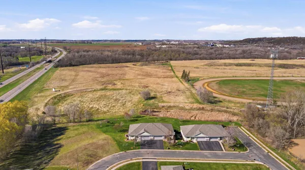 $395,000 | 642 Union Court, Cannon Falls, MN 55009