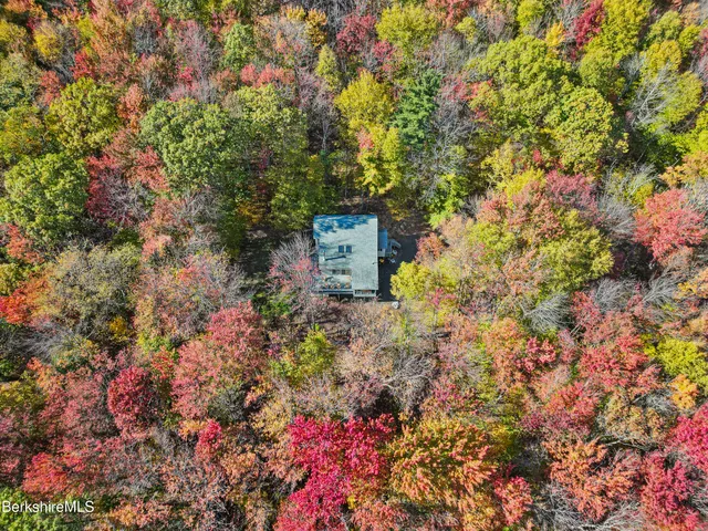 $814,900 | 112 Silver Street, Lanesborough, MA 01237