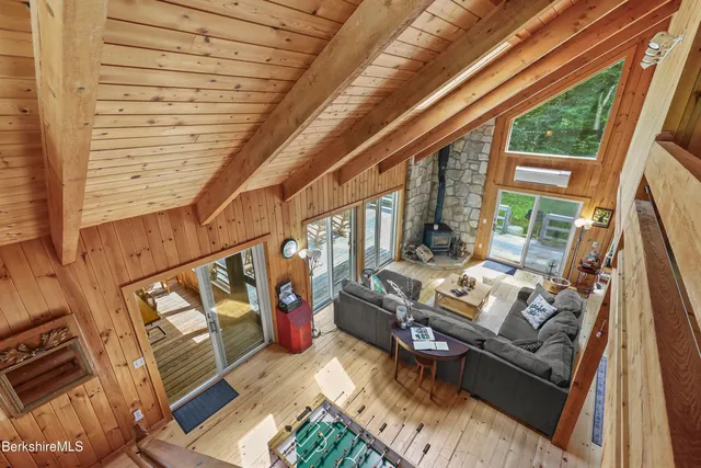 $814,900 | 112 Silver Street, Lanesborough, MA 01237