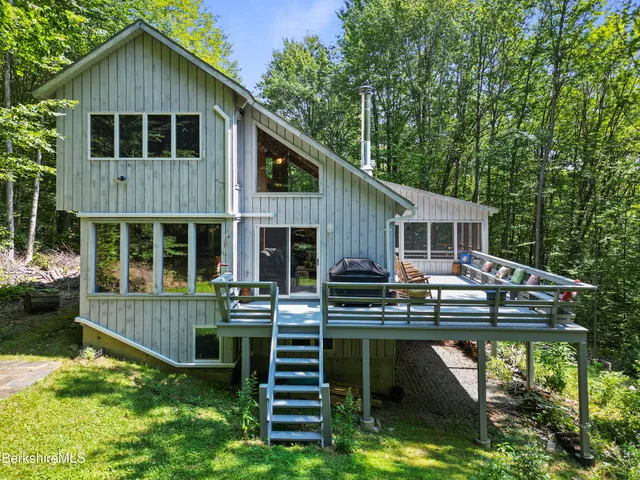 $814,900 | 112 Silver Street, Lanesborough, MA 01237