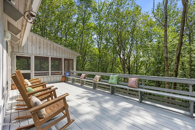 $814,900 | 112 Silver Street, Lanesborough, MA 01237