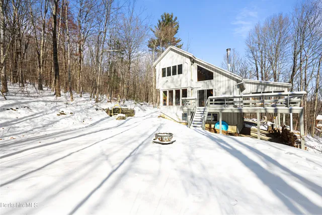 $814,900 | 112 Silver Street, Lanesborough, MA 01237