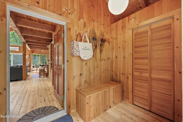 $814,900 | 112 Silver Street, Lanesborough, MA 01237