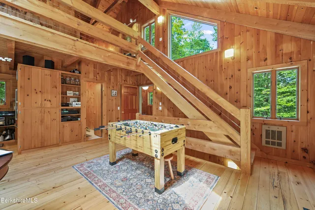 $814,900 | 112 Silver Street, Lanesborough, MA 01237