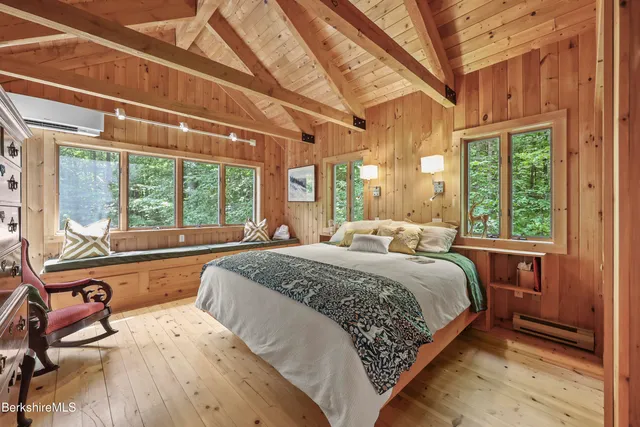 $814,900 | 112 Silver Street, Lanesborough, MA 01237