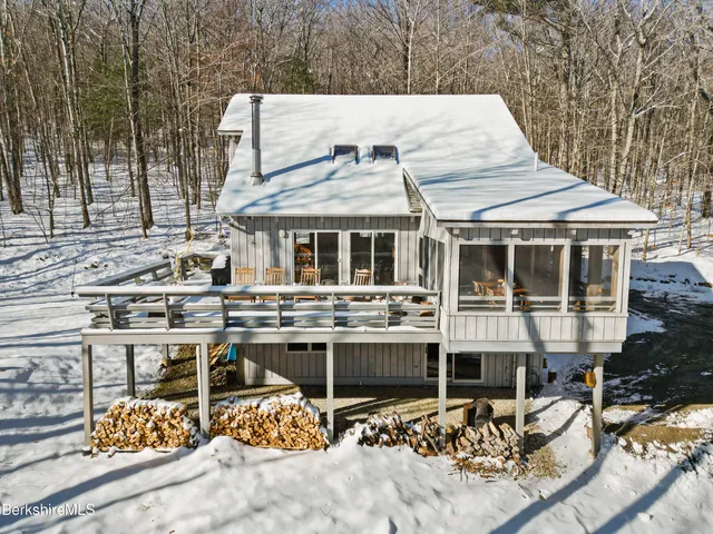 $814,900 | 112 Silver Street, Lanesborough, MA 01237