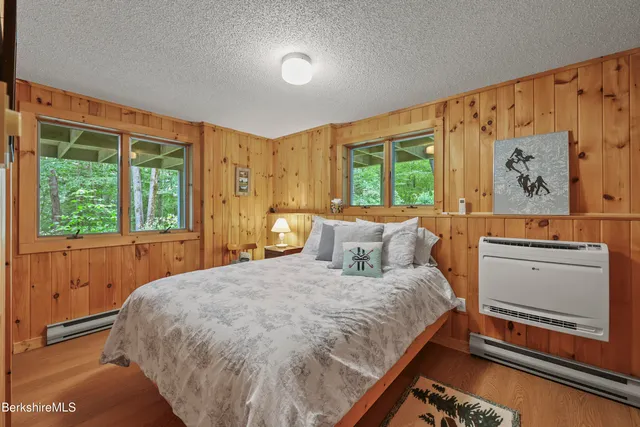 $814,900 | 112 Silver Street, Lanesborough, MA 01237