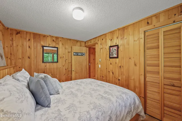 $814,900 | 112 Silver Street, Lanesborough, MA 01237