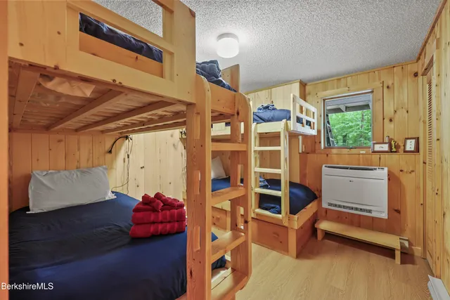 $814,900 | 112 Silver Street, Lanesborough, MA 01237