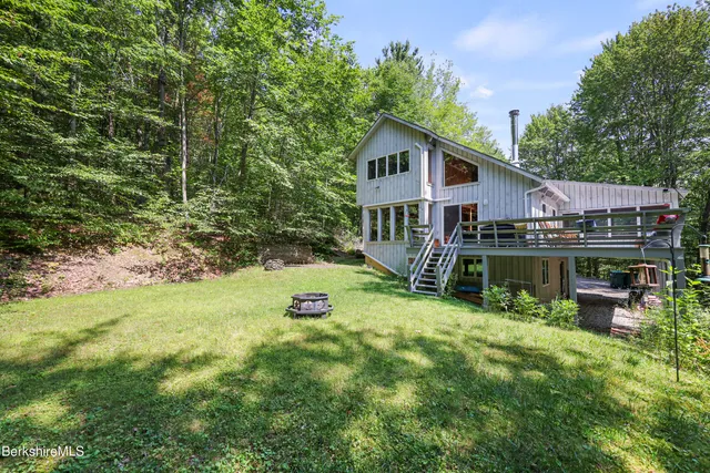 $814,900 | 112 Silver Street, Lanesborough, MA 01237