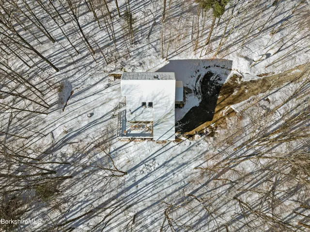 $814,900 | 112 Silver Street, Lanesborough, MA 01237