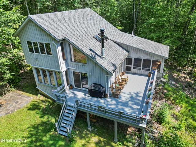 $814,900 | 112 Silver Street, Lanesborough, MA 01237