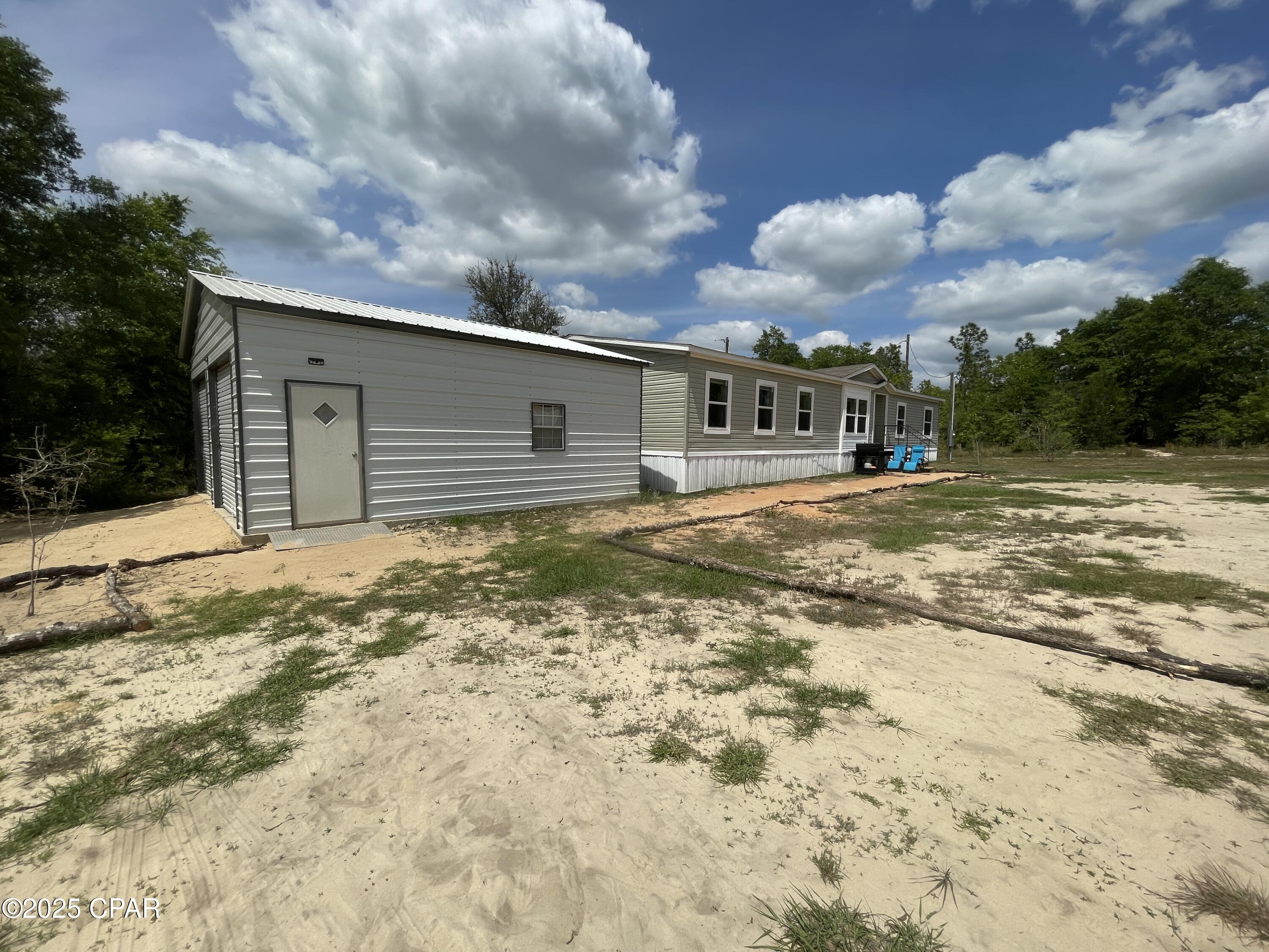 21120 Hurst Road Fountain, FL 32438 - Photo 3 of 27 Gallery Image 3