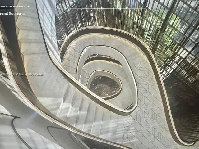 $10,701,000 | 300 Biscayne Boulevard, Unit 8502, Miami, FL 33131