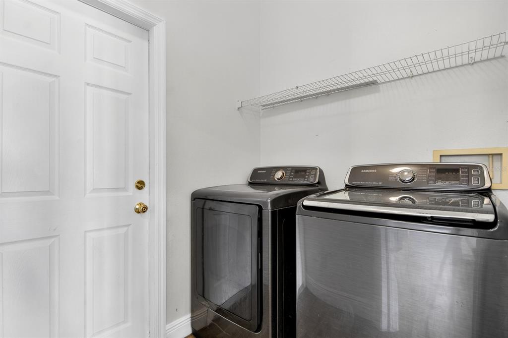 8407 Hunters Fork Loop Ruskin, FL 33573 - Photo 37 of 50