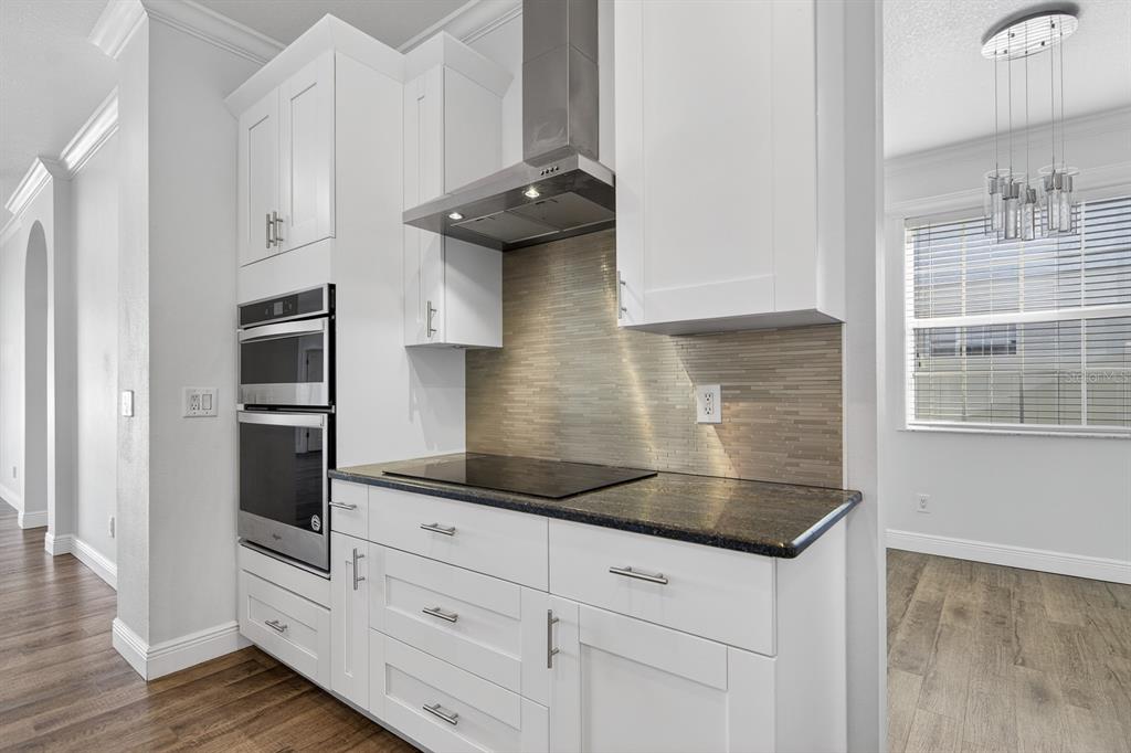 8407 Hunters Fork Loop Ruskin, FL 33573 - Photo 7 of 50