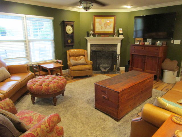 285 Rhodes Road New Market, TN 37820 - Photo 5 of 19 IMG_1703