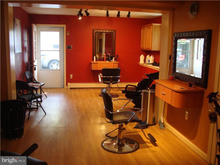 417 Woodward Road Coatesville, PA 19320 - Photo 11 of 15 Gallery Image 11