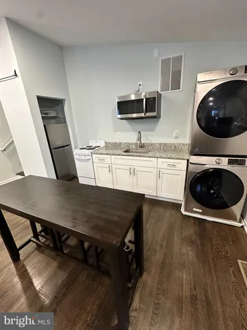 $2,200 | 10006 Green Forest Drive, Hyattsville, MD 20783