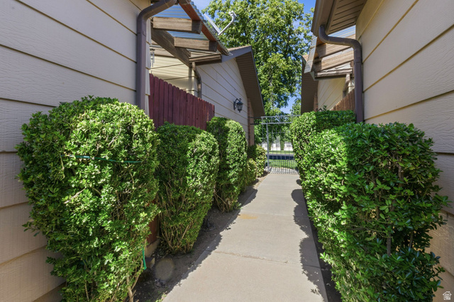 230 South 300 East, Unit 2 St. George, UT 84770 - Photo 28 of 30