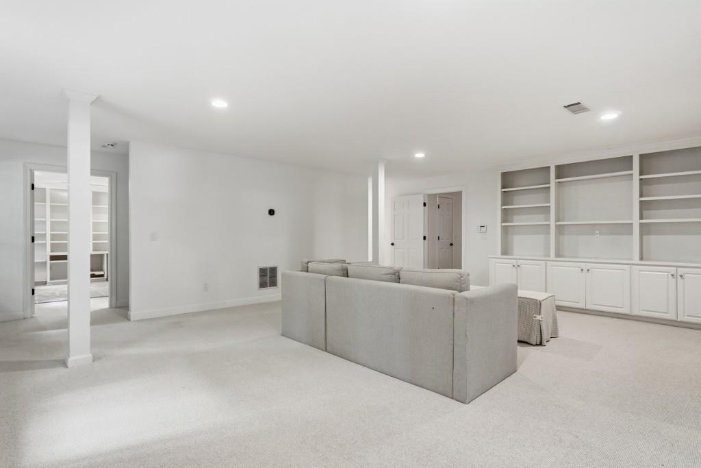 400 Old Ivy Road Northeast Atlanta, GA 30342 - Photo 41 of 59 Gallery Image 41