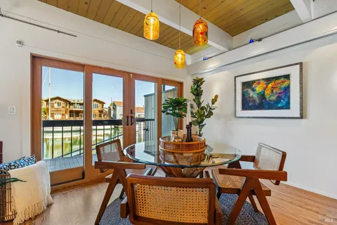 $999,999 | 1318 South Mallard Drive, Richmond, CA 94801