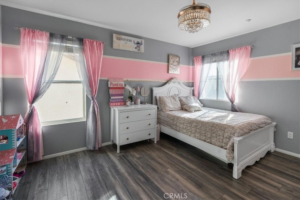 13040 Angeles Trail Way Sylmar, CA 91342 - Photo 17 of 38