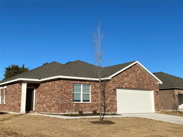 $1,850 | 413 Indian Creek, Anna, TX 75409