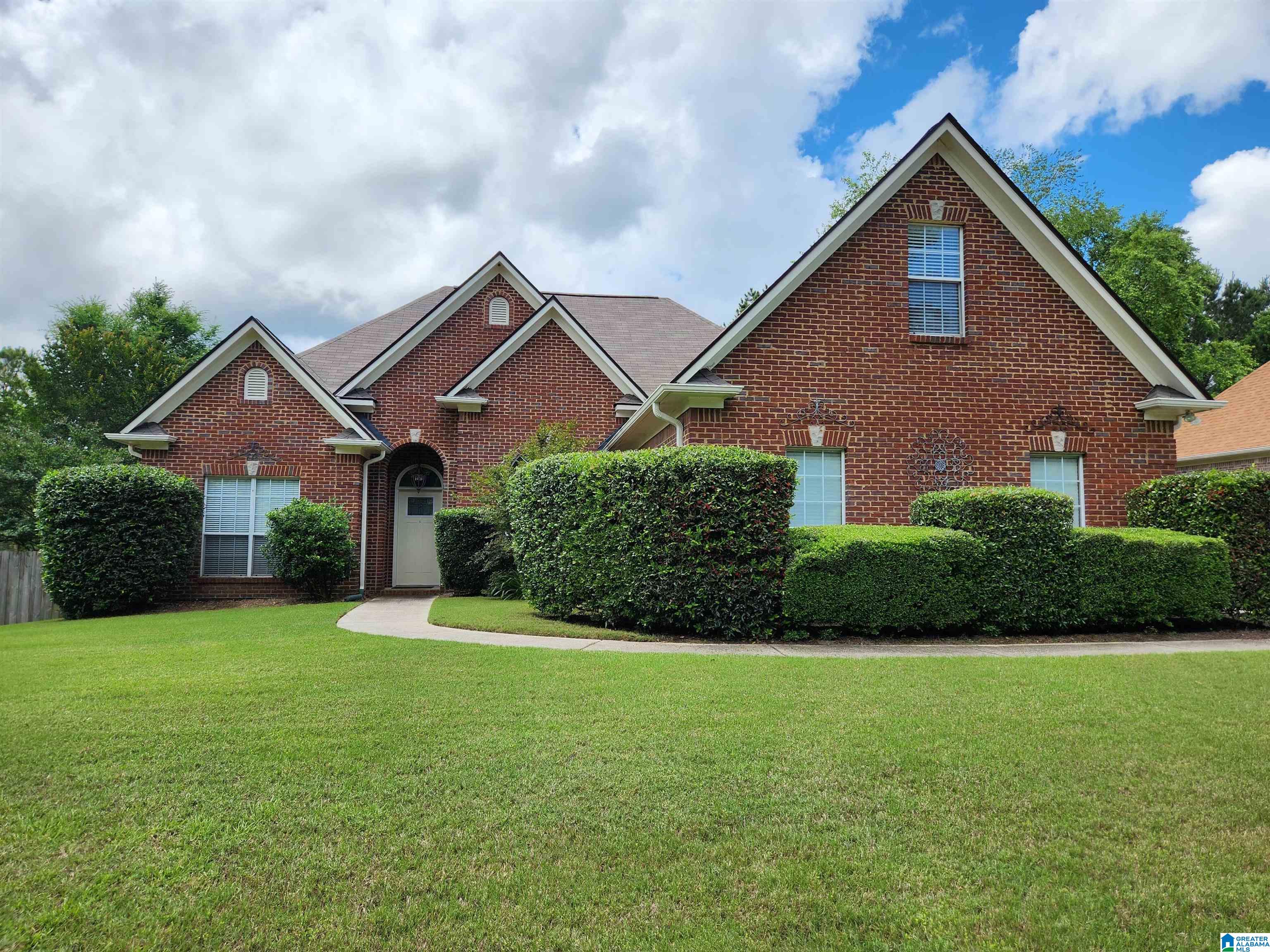 223 Grande View Parkway Alabaster, AL 35114 - Photo 1 of 48