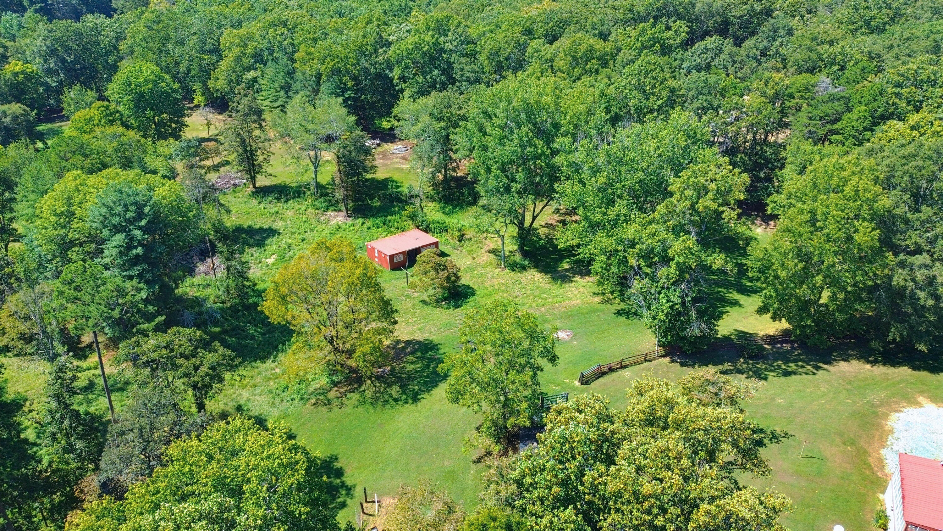 831 Griffin Road Lookout Mountain, GA 30750 - Photo 12 of 73 831 Griffin Rd-67