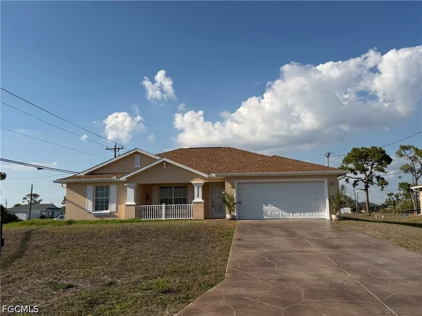 $2,000 | 2325 Northwest 25th Terrace, Cape Coral, FL 33993