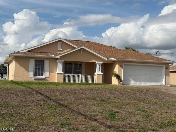 $2,000 | 2325 Northwest 25th Terrace, Cape Coral, FL 33993