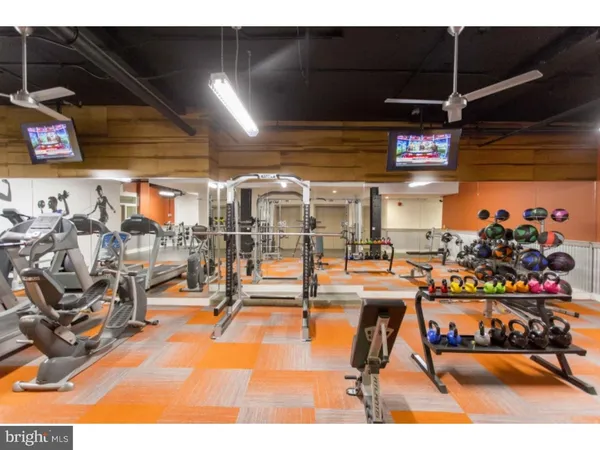 $2,310 | 1600-3 Walnut Street, Unit 602, Philadelphia, PA 19103