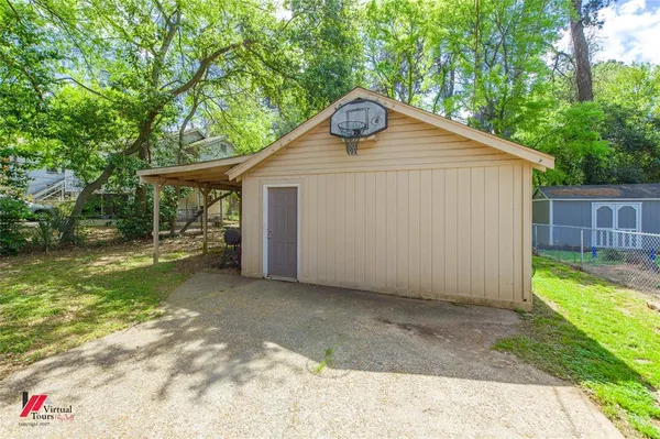 $120,000 | 627 Robinson Place, Shreveport, LA 71104