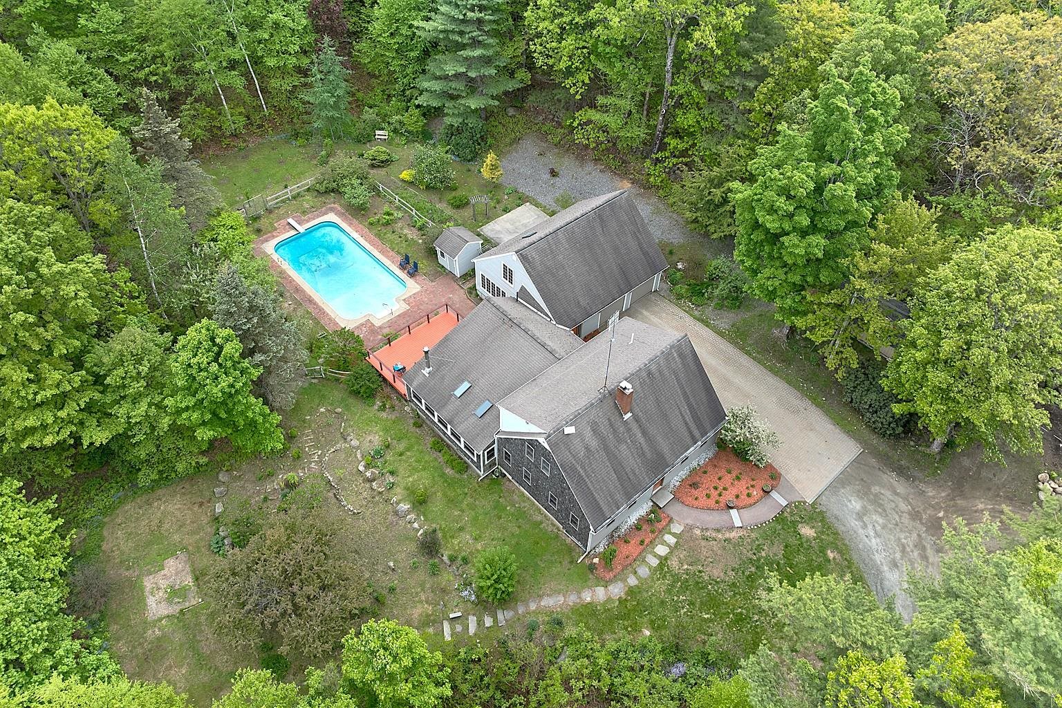 371 Baker Road Henniker, NH 03242 - Photo 4 of 48