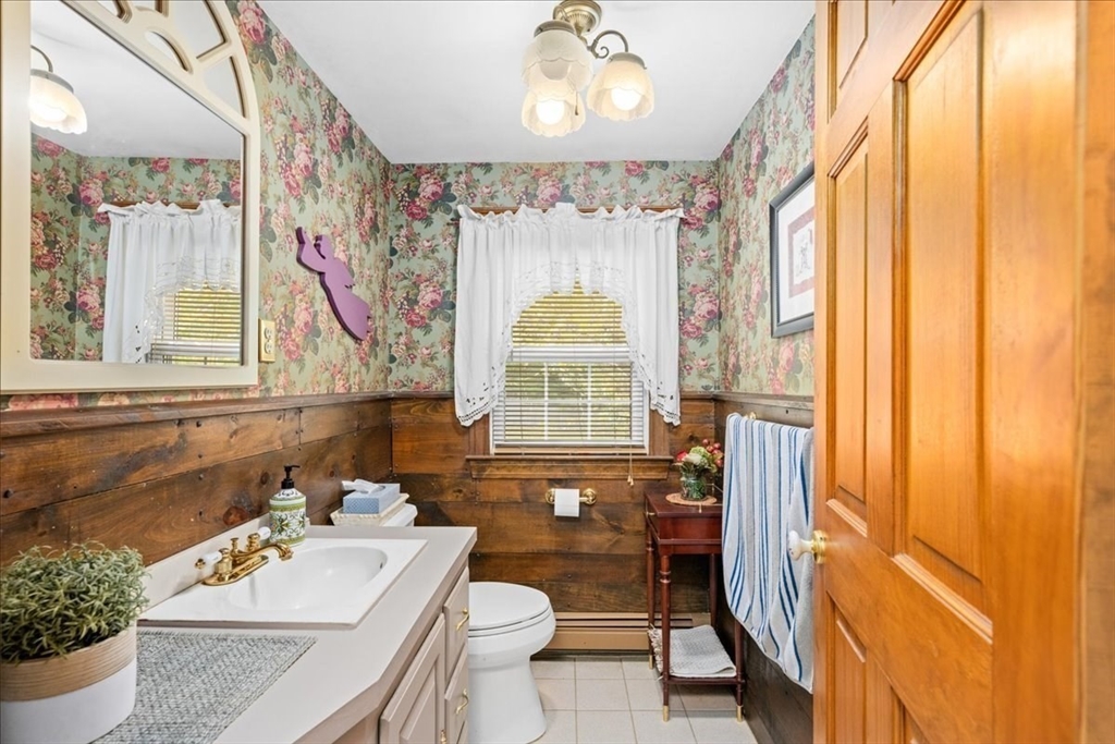 22 Hough Road Sutton, MA 01590 - Photo 18 of 32 Gallery Image 18