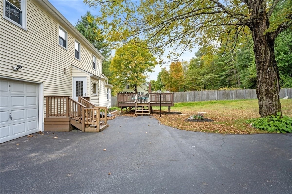 22 Hough Road Sutton, MA 01590 - Photo 24 of 32 Gallery Image 24
