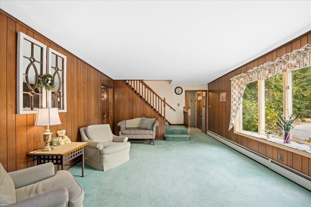 22 Hough Road Sutton, MA 01590 - Photo 10 of 32 Gallery Image 10
