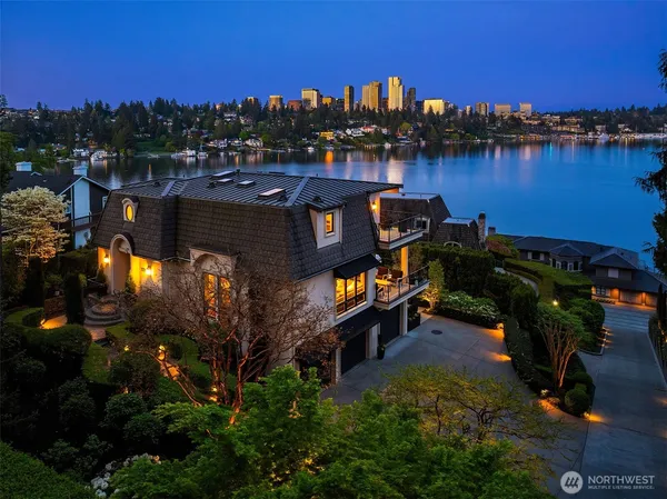 $6,250,000 | 232 Overlake Drive East, Medina, WA 98039
